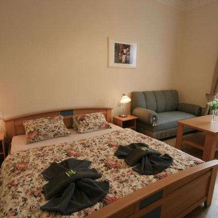 Apartment No. 4B I.P.Pavlova 32 كارلوفي فاري المظهر الخارجي الصورة